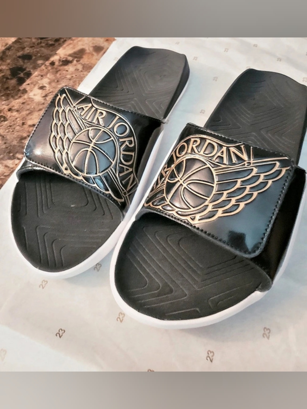Jordan Hydro 7 Slides Men's Black/White/Gold US-10 NWT